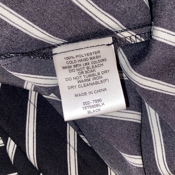 Black and white strip off shoulder top USA 6 - Picture 5 of 6